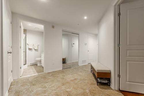 Hall d'entrée/Vestibule - 1102-3855 Boul. De Chenonceau, Laval (Chomedey), QC - Indoor Photo Showing Other Room