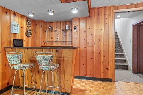 Bar - 3870 Rue Leonard, Laval (Saint-Vincent-De-Paul), QC - Indoor Photo Showing Other Room