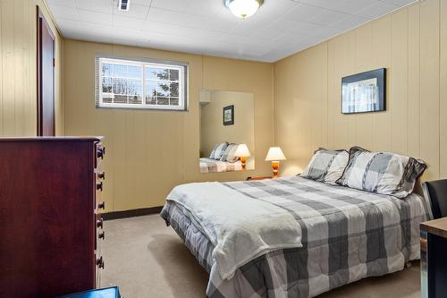 Chambre à coucher - 3870 Rue Leonard, Laval (Saint-Vincent-De-Paul), QC - Indoor Photo Showing Bedroom