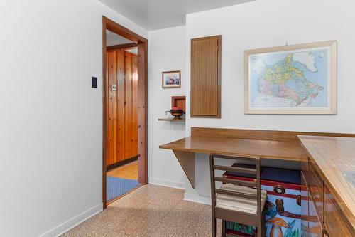 Salle de lavage - 3870 Rue Leonard, Laval (Saint-Vincent-De-Paul), QC - Indoor Photo Showing Other Room