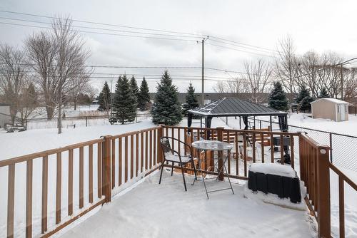 Terrasse - 3995 Rue Outremont, Brossard, QC 