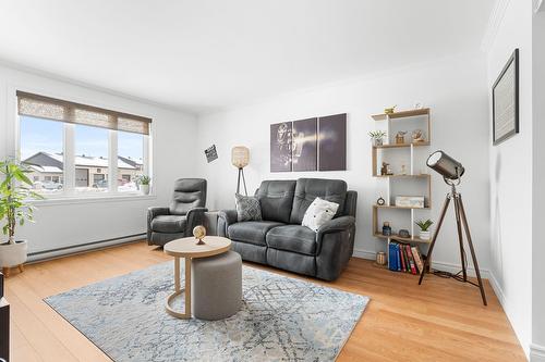 Salon - 1-2741 Route Lagueux, Lévis (Les Chutes-De-La-Chaudière-Ouest), QC - Indoor Photo Showing Living Room
