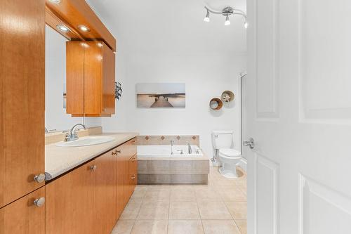 Salle de bains - 1-2741 Route Lagueux, Lévis (Les Chutes-De-La-Chaudière-Ouest), QC - Indoor Photo Showing Bathroom