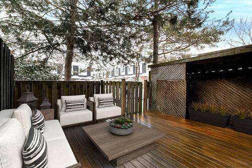 Terrasse - 4838 Rue Lake, Dollard-Des-Ormeaux, QC 