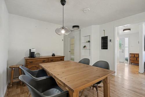 Salle à manger - 198 Rue Courville, Saint-Jean-Sur-Richelieu, QC - Indoor Photo Showing Dining Room