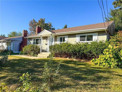 68 Coronation Dr, Moncton, NB 