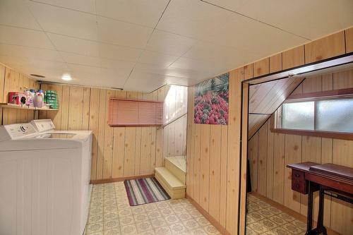 Salle de lavage - 821 8E Avenue, Senneterre - Ville, QC - Indoor Photo Showing Laundry Room