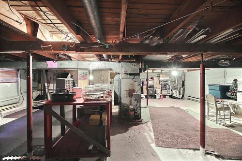 Cave/Chambre froide - 821 8E Avenue, Senneterre - Ville, QC - Indoor Photo Showing Basement