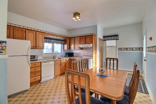 Cuisine - 821 8E Avenue, Senneterre - Ville, QC - Indoor
