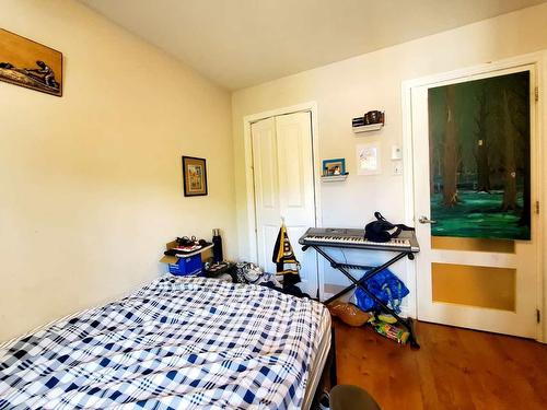 Chambre à coucher - 3554 Rue St-Dominique, Montréal (Le Plateau-Mont-Royal), QC - Indoor Photo Showing Bedroom