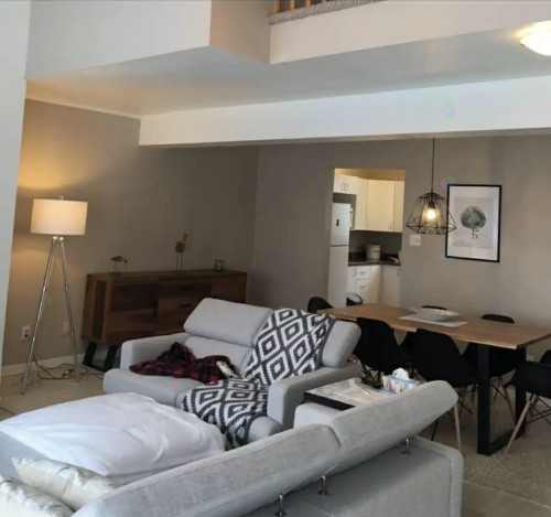 Salon - 423-1625 Rue Du Bourg-Du-Lac, Sainte-Adèle, QC - Indoor Photo Showing Bedroom