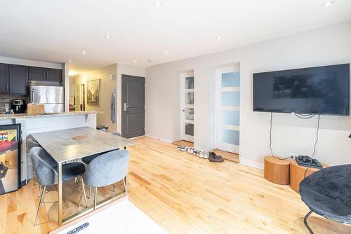 Living room - 3556 Rue St-Dominique, Montréal (Le Plateau-Mont-Royal), QC - Indoor