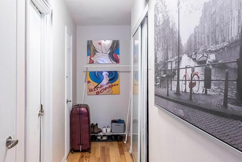 Hall - 3556 Rue St-Dominique, Montréal (Le Plateau-Mont-Royal), QC - Indoor Photo Showing Other Room