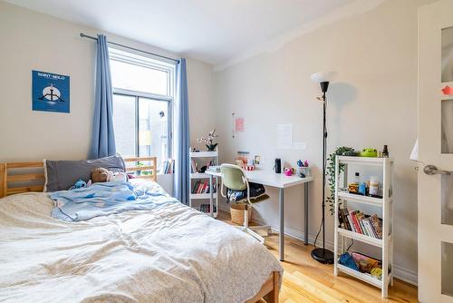 Bedroom - 3566 Rue St-Dominique, Montréal (Le Plateau-Mont-Royal), QC - Indoor Photo Showing Bedroom