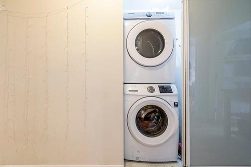 Laundry room - 3566 Rue St-Dominique, Montréal (Le Plateau-Mont-Royal), QC - Indoor Photo Showing Laundry Room