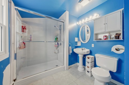 Salle de bains - 491 Rue Dufferin, Stanstead - Ville, QC - Indoor Photo Showing Bathroom