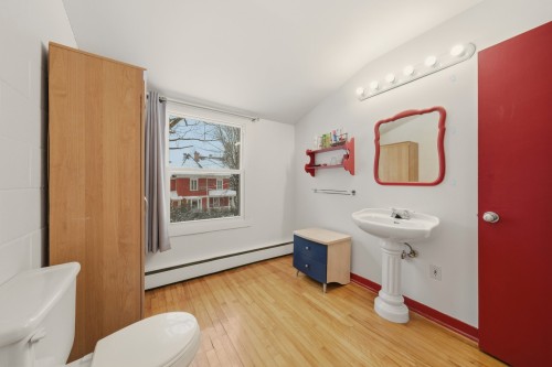Salle de bains - 491 Rue Dufferin, Stanstead - Ville, QC - Indoor Photo Showing Bathroom