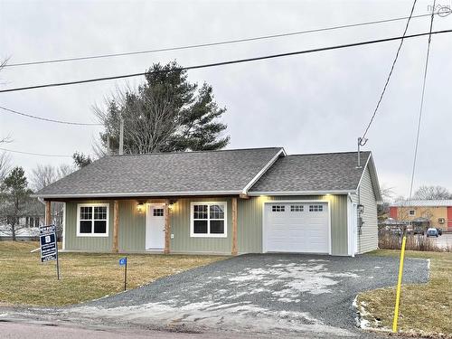47 Carter Road, Brookfield, NS 