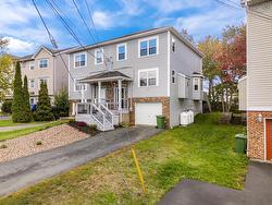 15 Peverill Court  Bedford, NS B4A 4G4