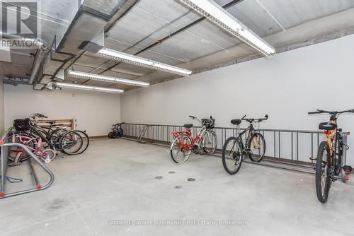 204 - 25 Kay Crescent, Guelph (Pineridge/Westminster Woods), ON - Indoor