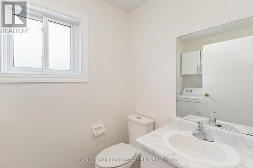63 - 1990 Wavell Street, London East (East I), ON - Indoor Photo Showing Bathroom