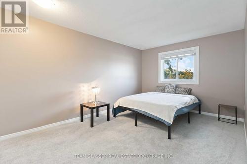 63 - 1990 Wavell Street, London East (East I), ON - Indoor Photo Showing Bedroom