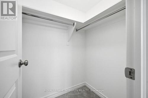 41 Carabiner Private, Ottawa, ON - Indoor