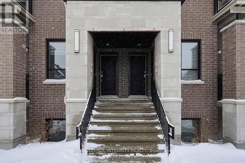 359 Axis Way, Ottawa, ON - Outdoor With Exterior