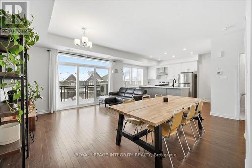 359 Axis Way, Ottawa, ON - Indoor Photo Showing Dining Room