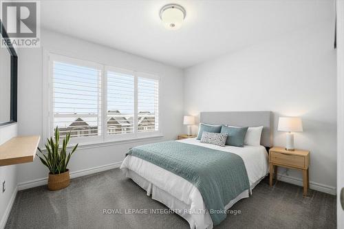 359 Axis Way, Ottawa, ON - Indoor Photo Showing Bedroom