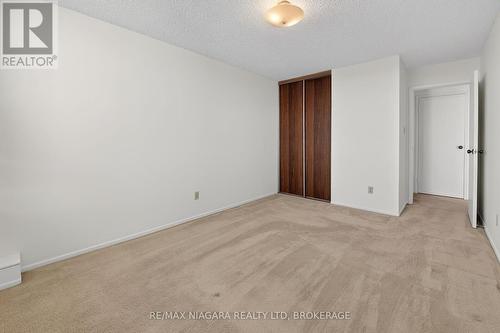 bedroom - 1003 - 365 Geneva Street, St. Catharines (Fairview), ON - Indoor Photo Showing Other Room