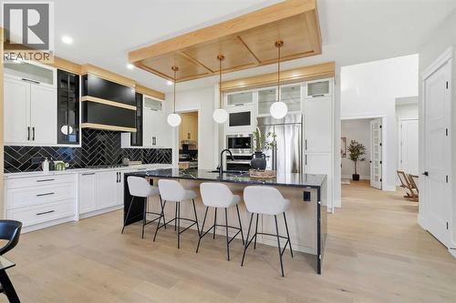 425 Watercrest Place, Chestermere, AB - Indoor Photo Showing Kitchen With Upgraded Kitchen