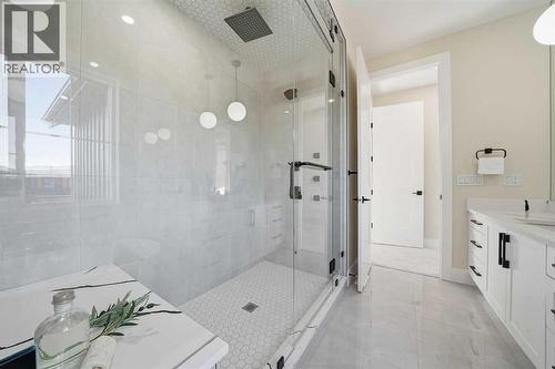 425 Watercrest Place, Chestermere, AB - Indoor Photo Showing Bathroom