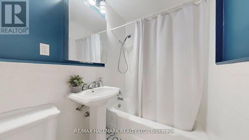 508 - 660 Eglinton Avenue W, Toronto, ON - Indoor Photo Showing Bathroom