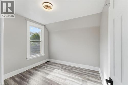 166 Beach Road, Hamilton, ON - Indoor Photo Showing Other Room