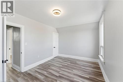 166 Beach Road, Hamilton, ON - Indoor Photo Showing Other Room