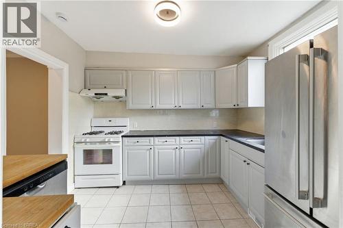 166 Beach Road, Hamilton, ON - Indoor Photo Showing Kitchen