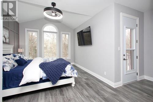 1010 Glenbourne Drive, Oshawa, ON - Indoor Photo Showing Bedroom
