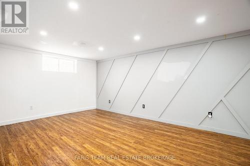 6950 Yonge Street, Innisfil, ON - Indoor Photo Showing Other Room