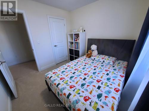 124 Countryman Road, East Gwillimbury, ON - Indoor Photo Showing Bedroom
