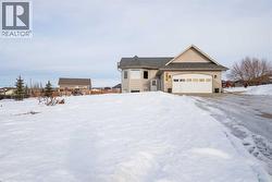1105 Stacey Drive  Beaverlodge, AB T0H 0C0