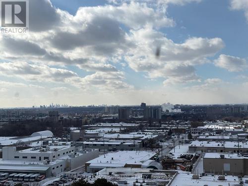 1215 - 100 LOTHERTON PATHWAY  Toronto, ON M6B 2G8