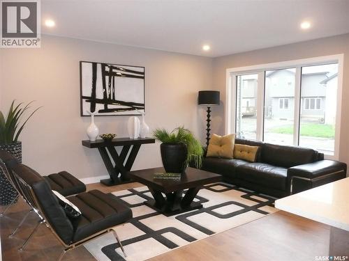 503 Traeger Manor, Saskatoon, SK - Indoor