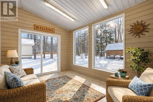 Virtually staged - 8 Manitou Crescent, Tiny, ON - Indoor