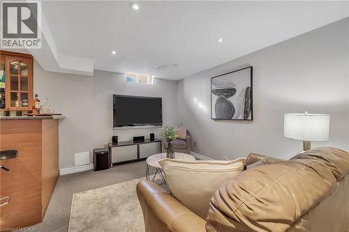 3390 Columbine Crescent, Mississauga, ON - Indoor Photo Showing Bedroom