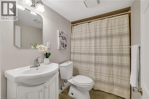 3390 Columbine Crescent, Mississauga, ON - Indoor Photo Showing Bathroom