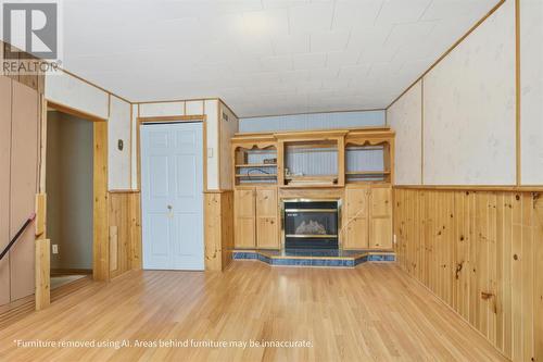 53 Huron Ave, Blind River, ON - Indoor With Fireplace