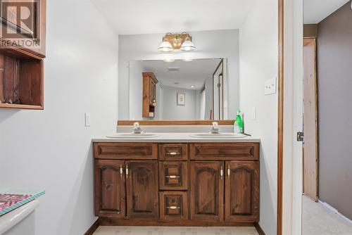 53 Huron Ave, Blind River, ON - Indoor Photo Showing Bathroom