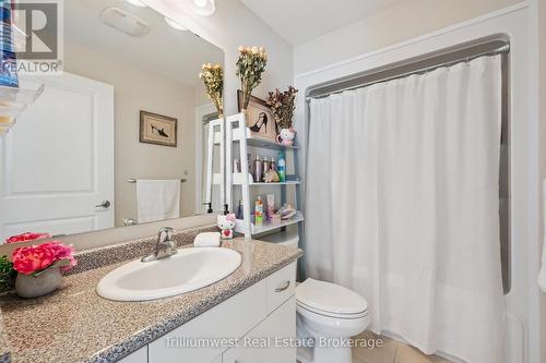 321 - 1440 Gordon Street, Guelph (Pineridge/Westminster Woods), ON - Indoor Photo Showing Bathroom
