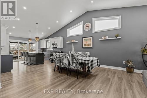 2756 Arrowsmith Court, Fort Erie (Black Creek), ON - Indoor Photo Showing Dining Room
